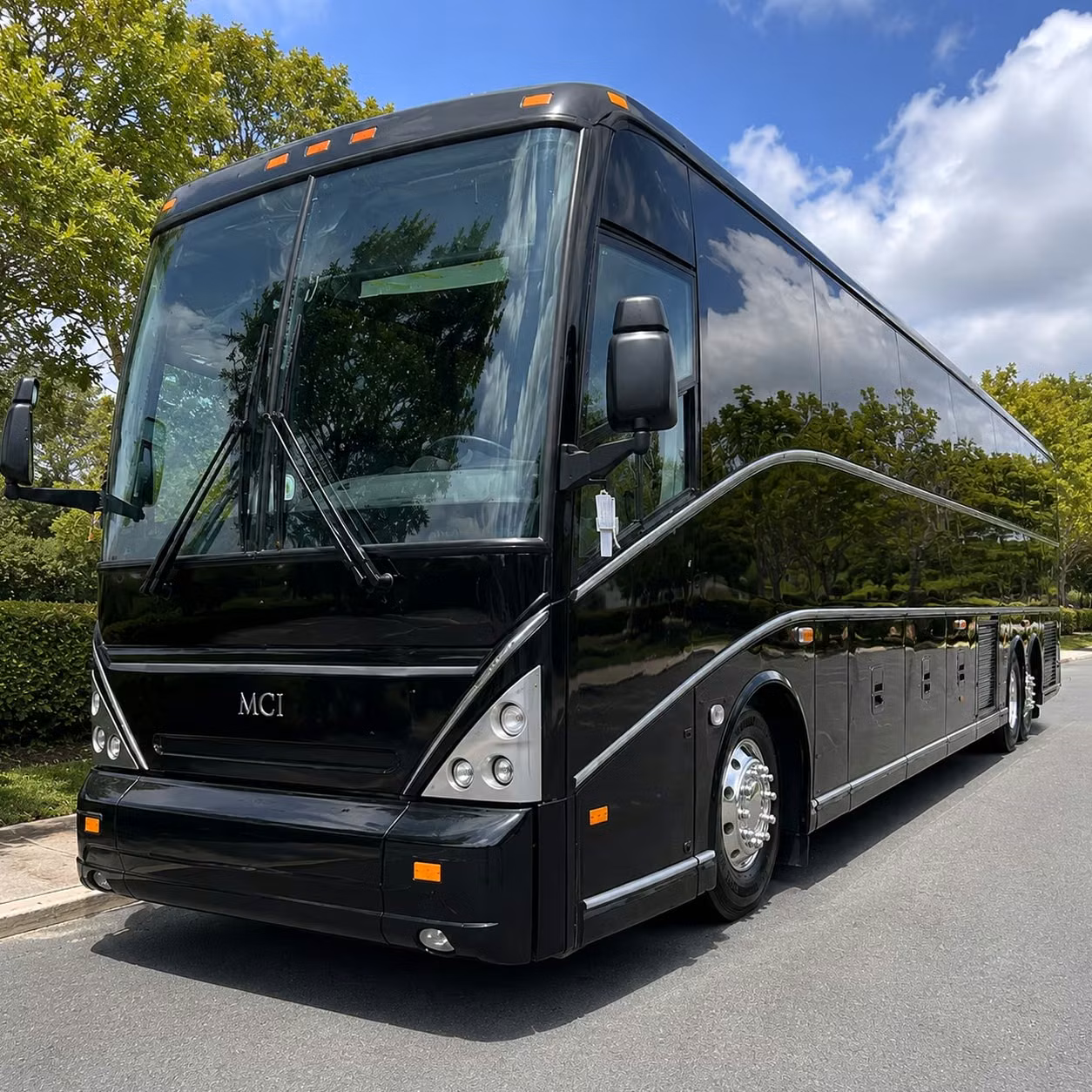 west covina employee shuttle services for daily commutes and office parks